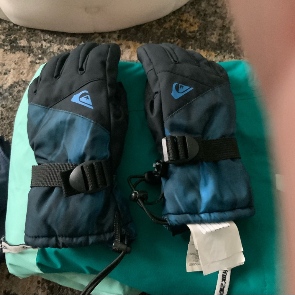Snow gloves